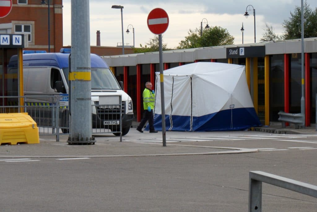 Tre gripna för misshandel i Mölnlycke – tragisk händelse vid Rådasjön